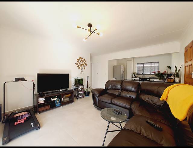 2 BEDROOM APARTMENT RENTED IN NOORDWYK